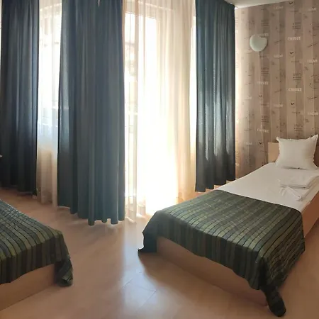 索伯纳酒店 酒店