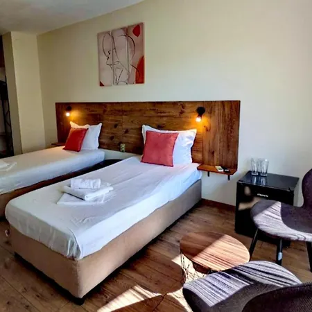 Sorbona Otel 2*